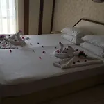 King As Ξενοδοχείο 3*