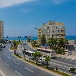 Ξενοδοχείο King As